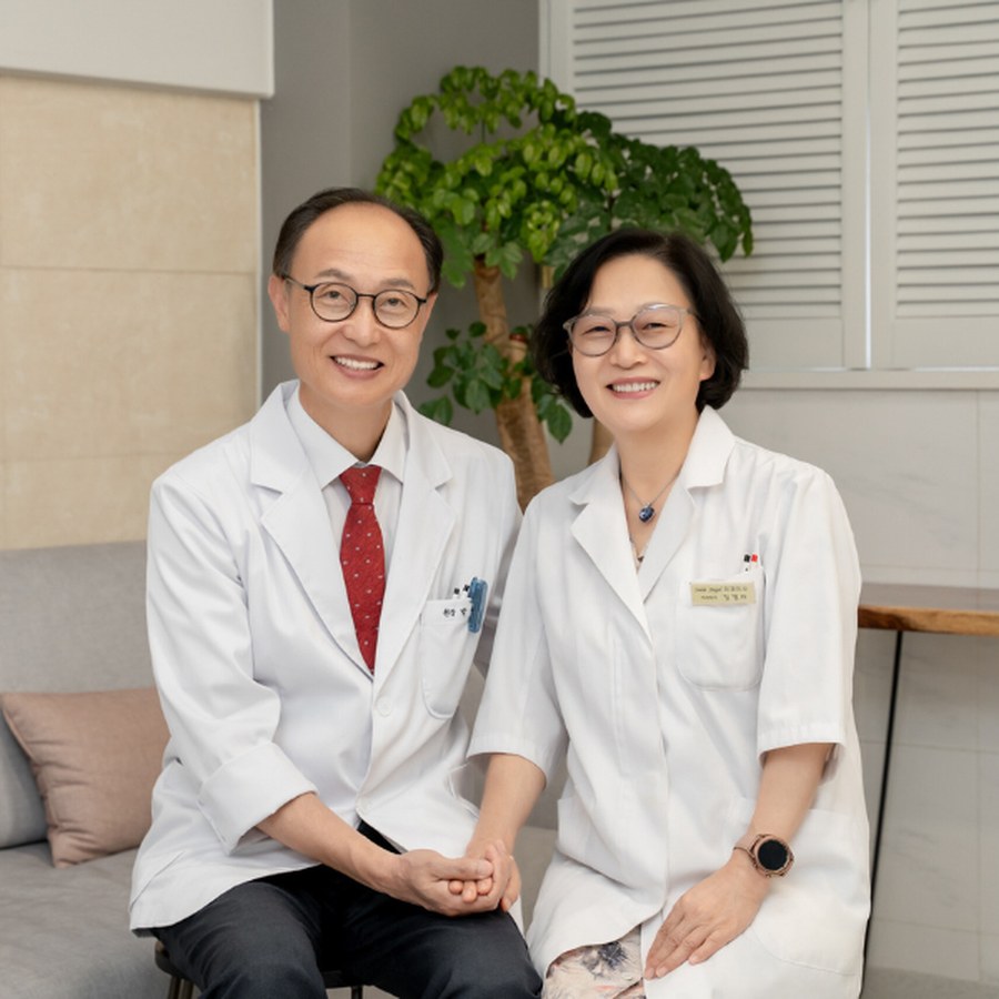 Dr. Sung-Hwan Park and Dr. Kyung-Ja Kang, founders of Hana Dental