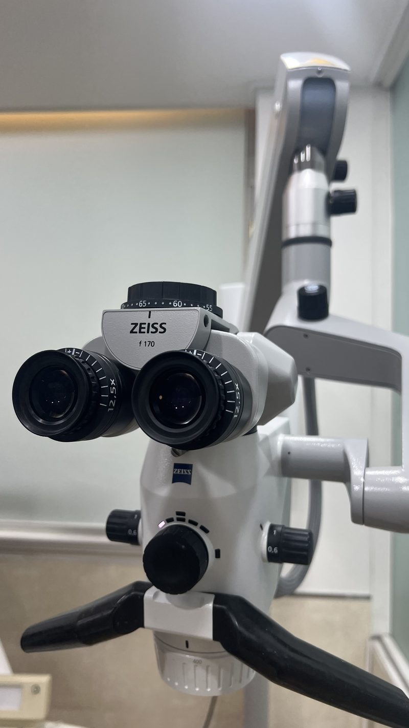 하나치과 ZEISS 미세현미경